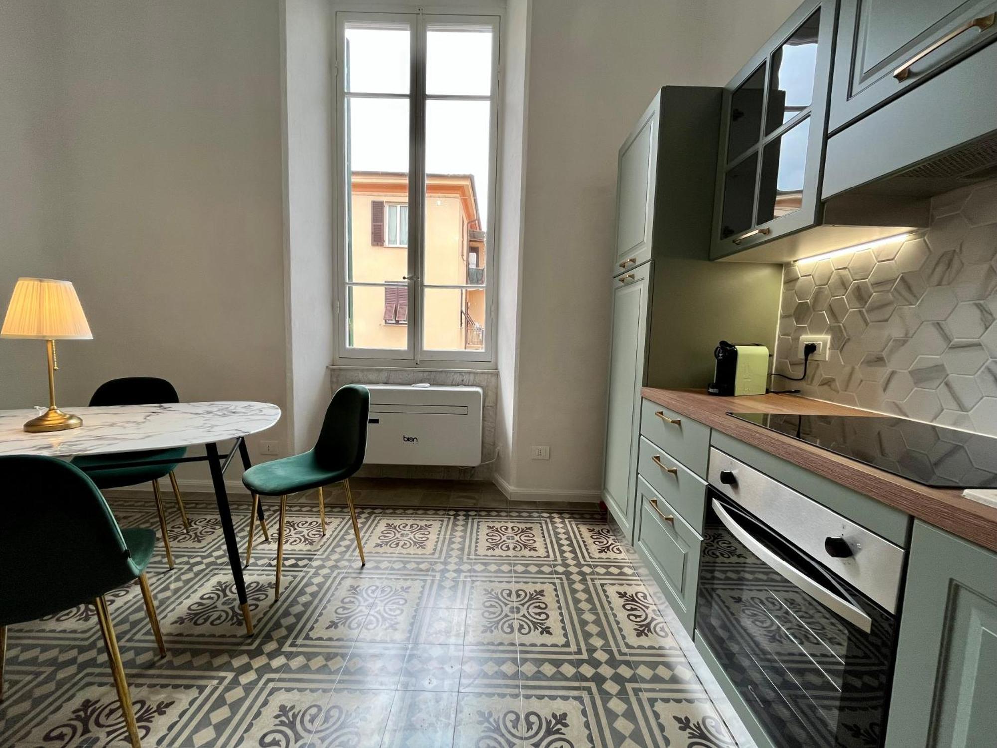 Ca Nell'Umbertino - A 150 Mt Dalla Stazione La Spezia Exterior foto